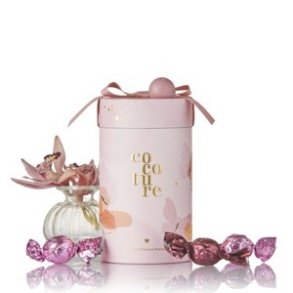 Cocoture - 250g Cocoture fyldte chokoladekugler i lyser�dt Cocoture gaver�r med blomster & sl�jfe