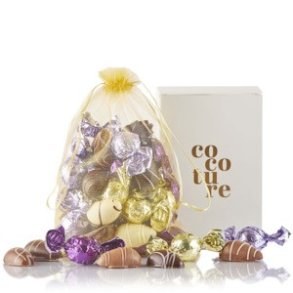 Cocoture - 450g mix � fyldte�g, marcipan�g og chokokugler i guld giftbags i Cocoturebox