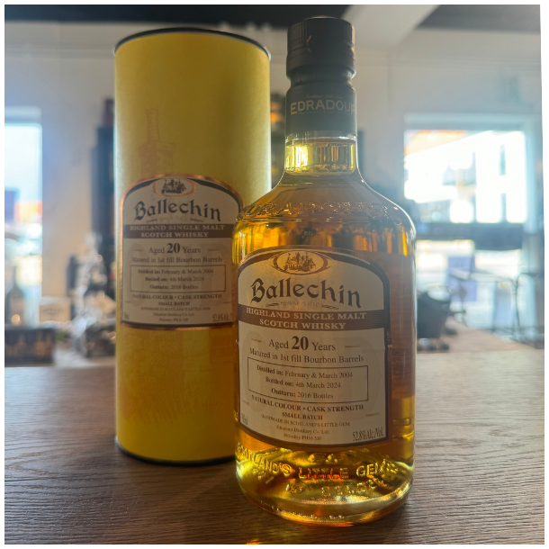 Ballechin 20 Years Matured in 1st fill Bourbon Barrels Cask Strenght 52,8% alc. 70 cl.