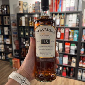 Bowmore 18 Year Deep & Complex Single Malt Whisky - 43% alc. 70cl