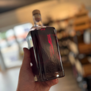 Posthusets Solbrlikr Luksusudgave lavet p AuRhum Jamaica