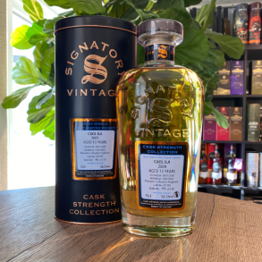 Signatory Cask Strength Collection Caol Ila 2009 Bourbon Hogsheads Heavely Peated 58,3% alc. 70 cl.