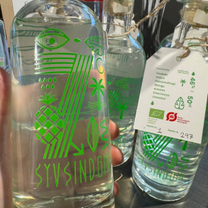 Syv Sind Tropisk Gin 40% alc. 50 cl | Meget begr�nset antal